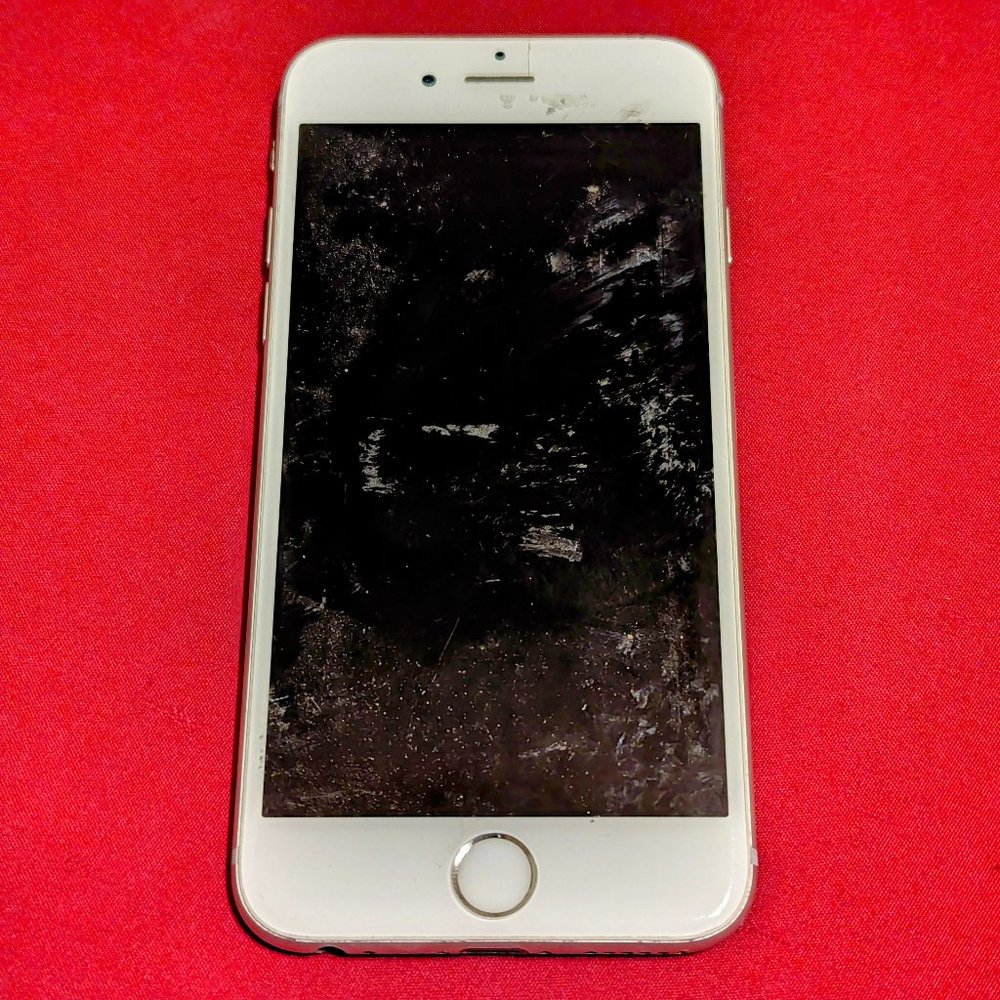 iPhone 6 (A1586) - 16 GB #18 (For parts)***